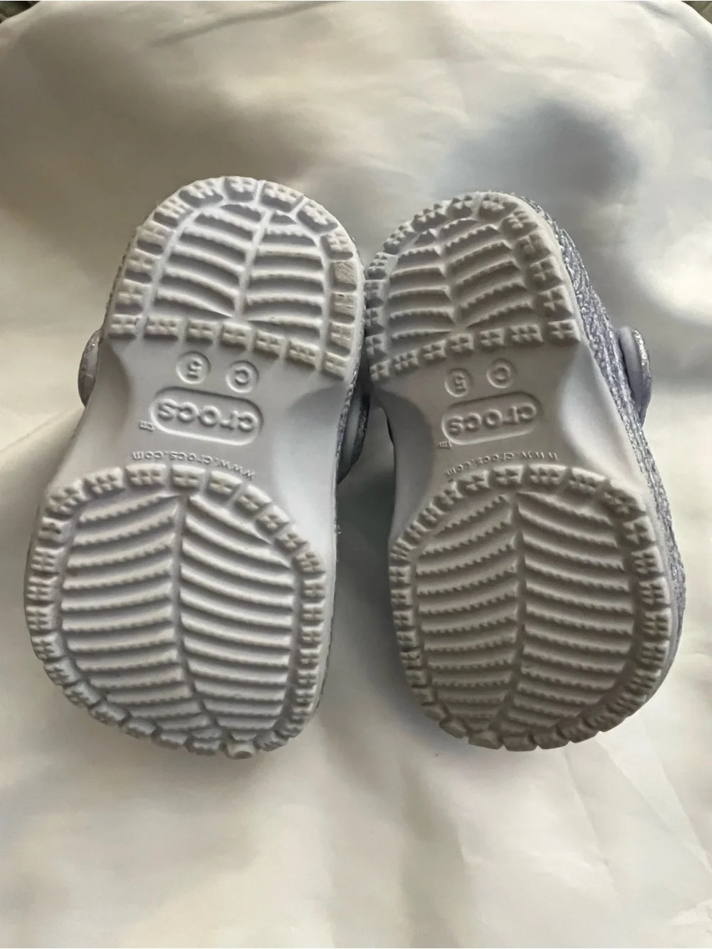 Crocs Toddler/Kids' Classic Glitter Clog Size C5. Light Purple Slip On Shoes EUC